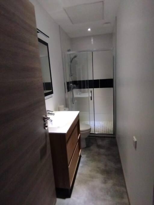 Le Grand Montjoux Apartment เบอซองซง ภายนอก รูปภาพ